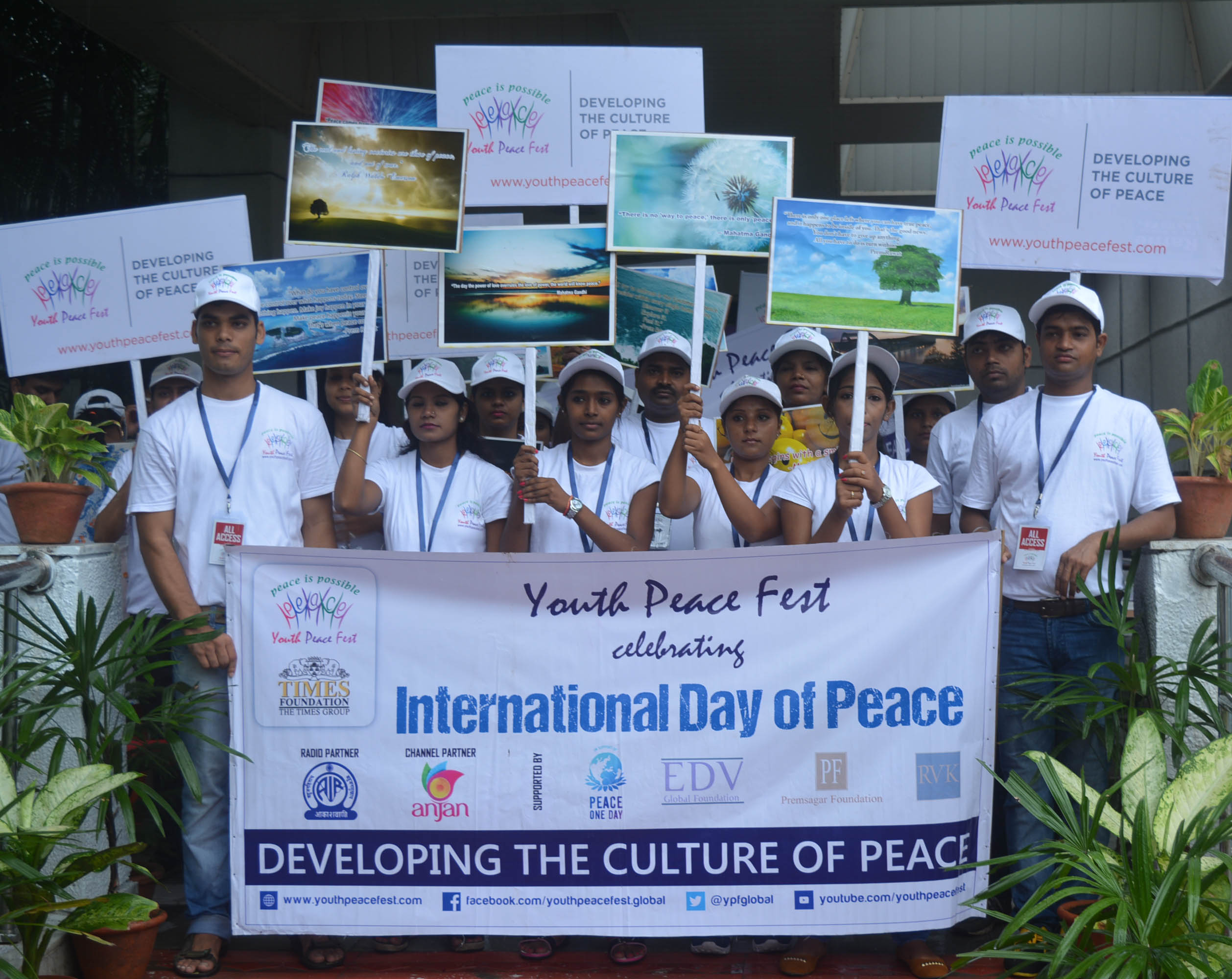 Kolkata observes 'The International Day for Peace'